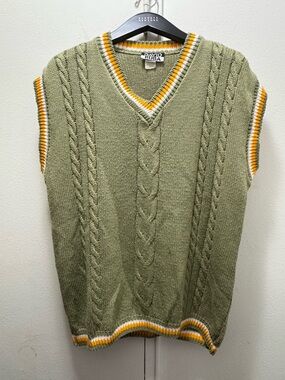 Vintage David Ruba Olive Cable-Knit V-Neck Sweater Vest Medium Polo Rugby